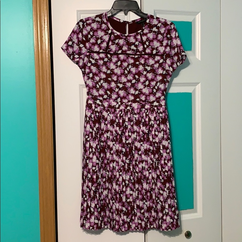 Banana Republic flower pleated mini dress